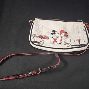 Dooney & Bourke Disney Parks Minnie Cafe